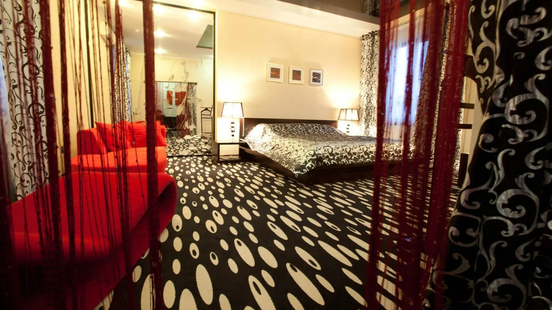 Deluxe Hotel Kupava Lemberg