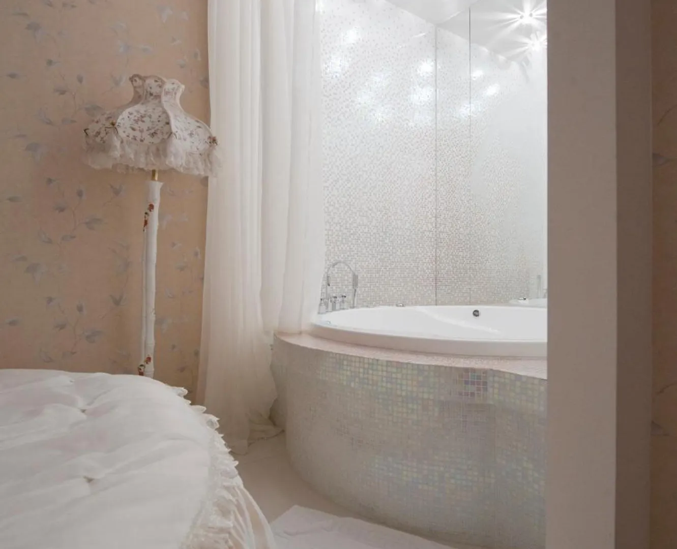 Deluxe Hotel Kupava Lviv