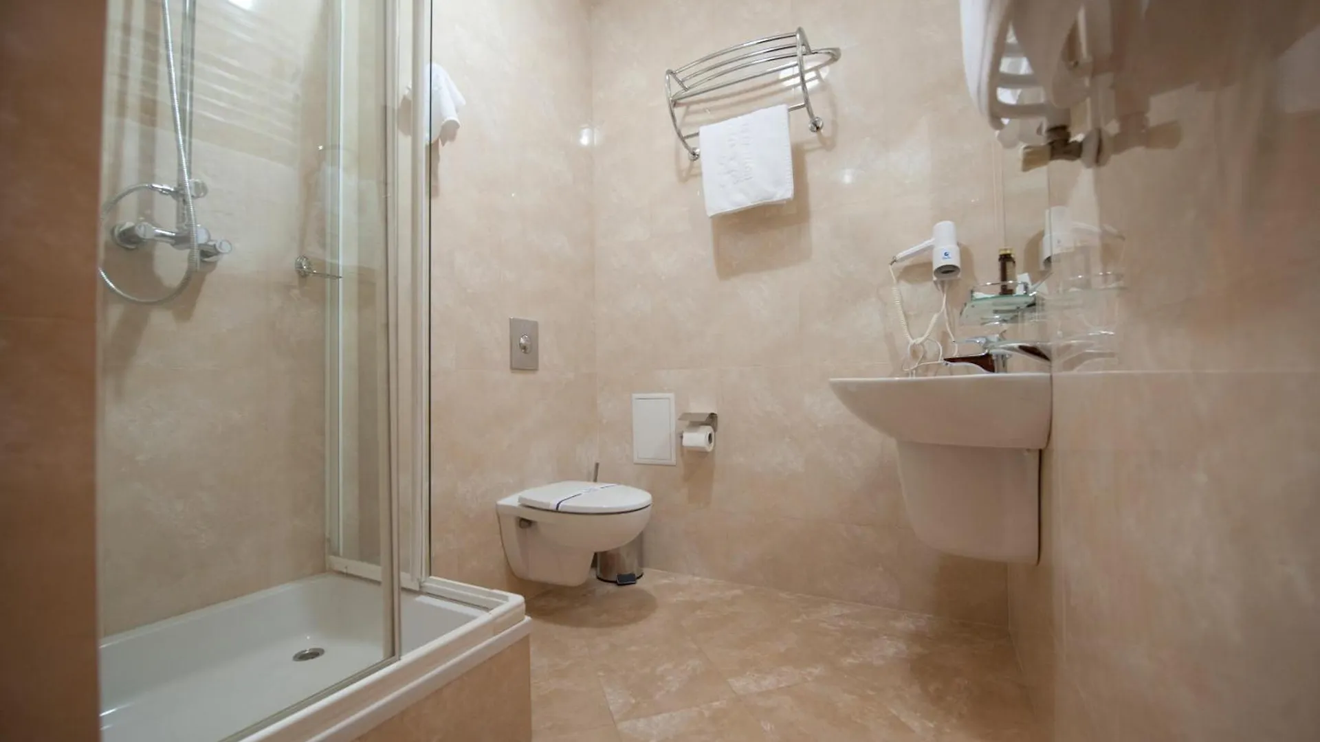 Deluxe Hotel Kupava Lviv 5*,  Ukraine