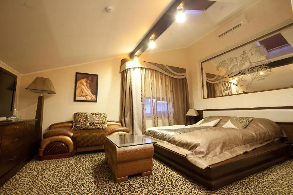 Deluxe Hotel Kupava Lviv 5*,