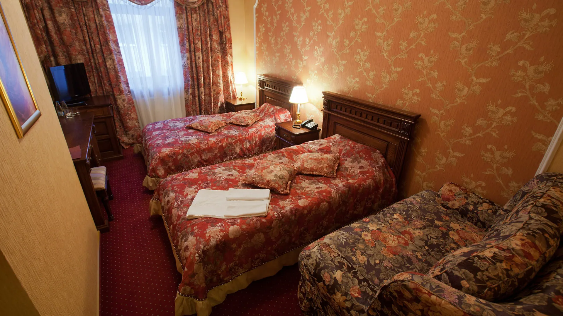 Deluxe Hotel Kupava Lviv